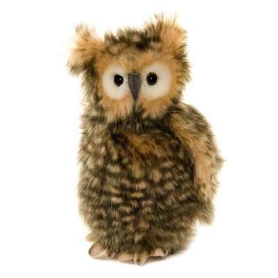 Life-size and realistic plush animals.  4466 - OWL